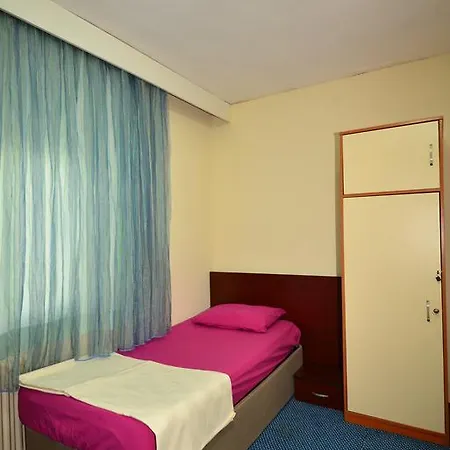 Yurt Akademi Hostel Ankara